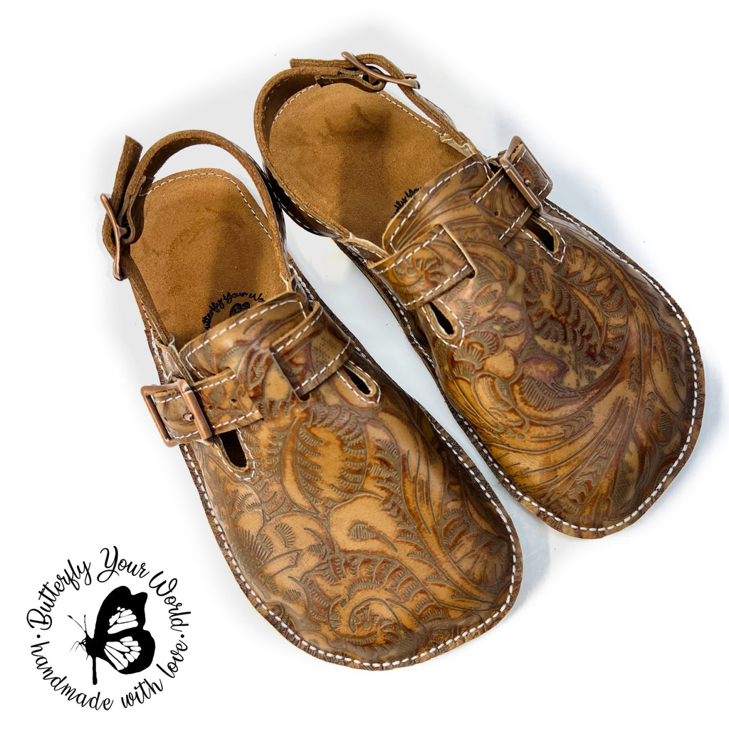 Dakota Embossed Nutmeg Leather Clogs